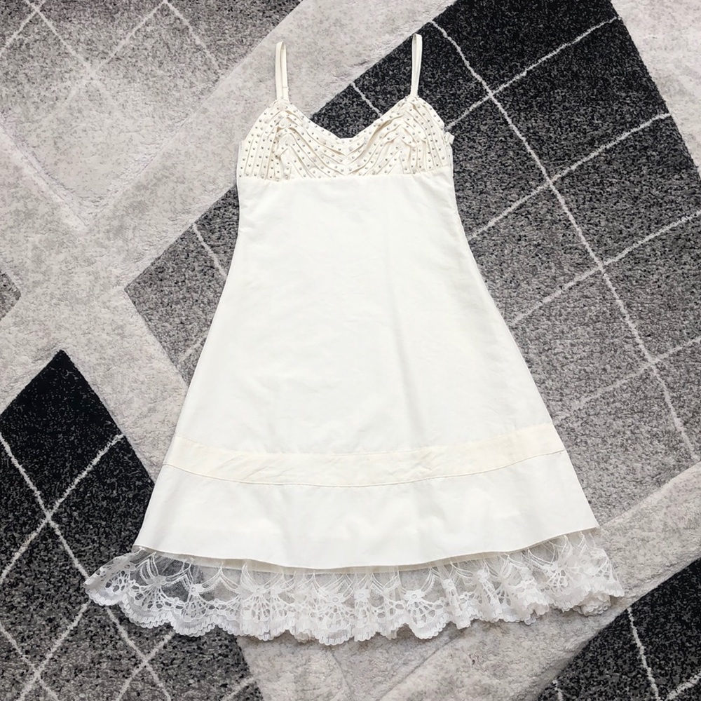 SUMMER WRINKLE FREE WHITE DRESS